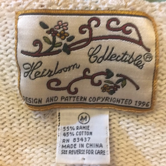 Heirloom collectibles cropped embroidered sweater - Picture 5 of 5